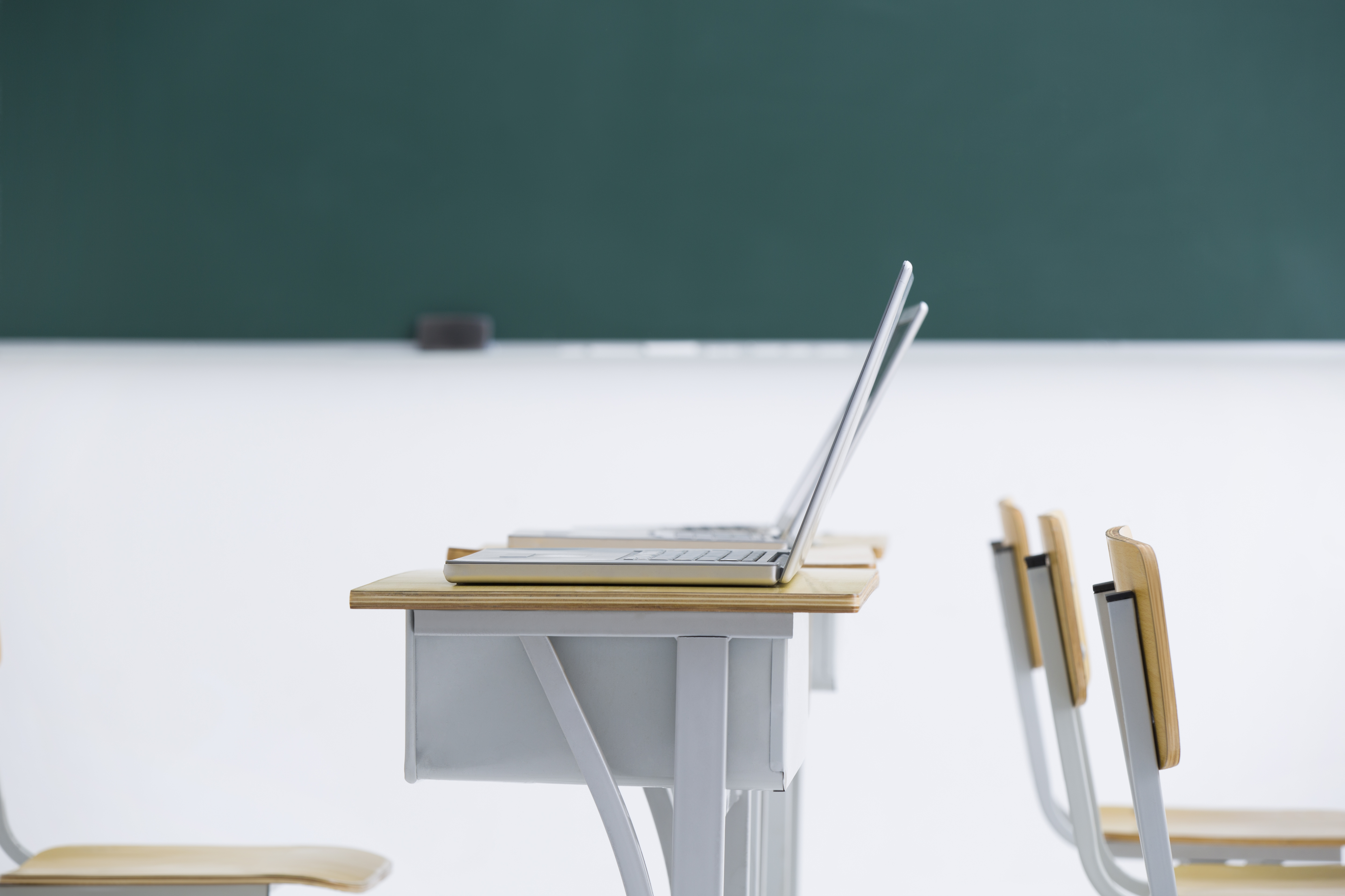 Responsabilidades y obligaciones en la utilización de dispositivos digitales móviles en la enseñanza